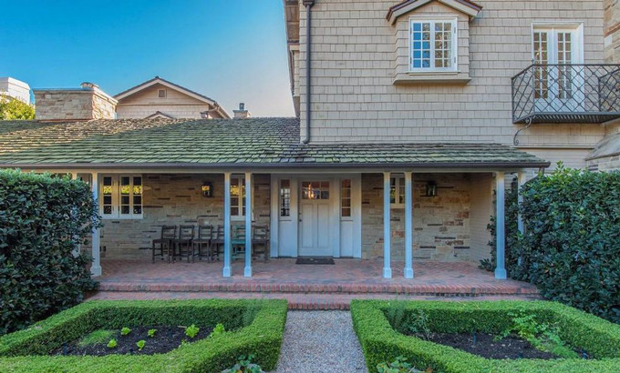 Tỷ phú Jeff Bezos có cuộc sống sang chảnh, nhiều đất nhiều nhà ra sao? Ảnh 3