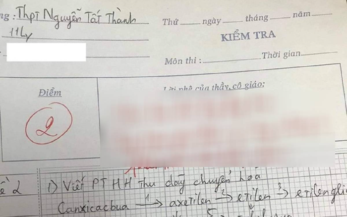 Bài kiểm tra Hóa đạt 2 điểm chẳng ai thèm đoái hoài lí do, bởi dân tình bận chú ý đến lời phê của cô giáo Ảnh 2