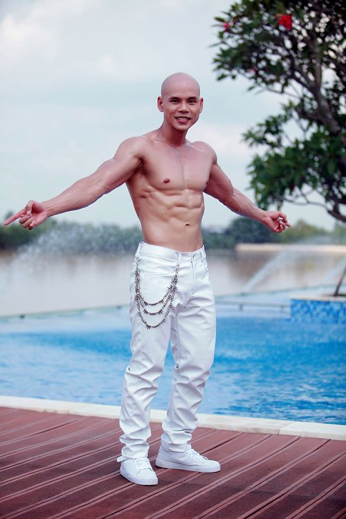 Những nam ca sĩ U50 có hình thể đẹp 'cực phẩm' Vbiz Ảnh 10