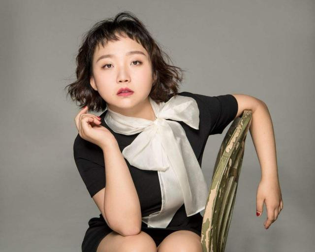 Bạn diễn của Triệu Lộ Tư ra vẻ sao hạng A khi hợp tác với nữ diễn viên hài 9X tài năng Ảnh 10