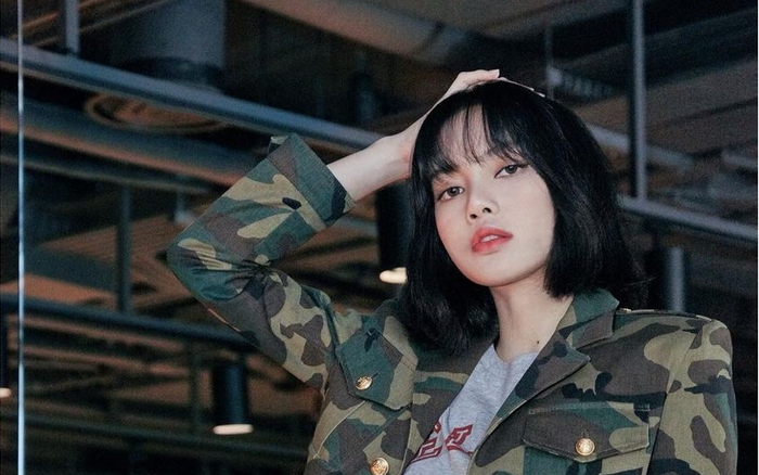 Fan bắt gặp Lisa (BlackPink) đến công ty - chuẩn bị cho màn solo tháng 6 như lời đồn? Ảnh 2