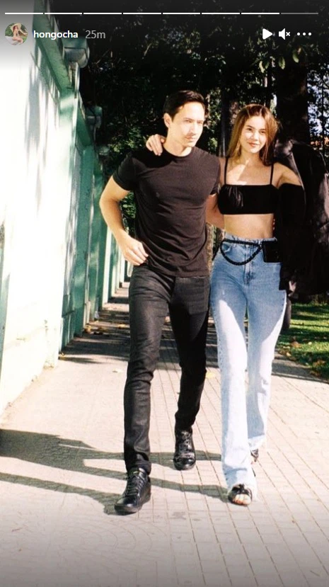 Nếu so với ảnh do nữ ca sĩ tự đăng thì quả là khác xa.