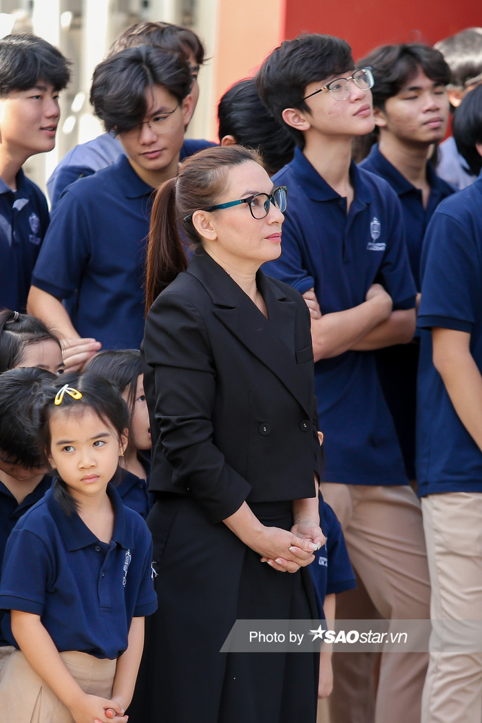 Nữ ca sĩ Phi Nhung