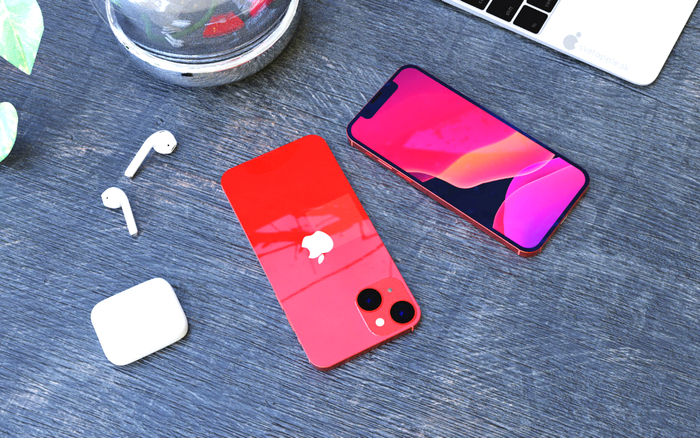 iPhone 13 mini đẹp ngỡ ngàng với thiết kế góc cạnh, camera độc lạ bất ngờ Ảnh 2