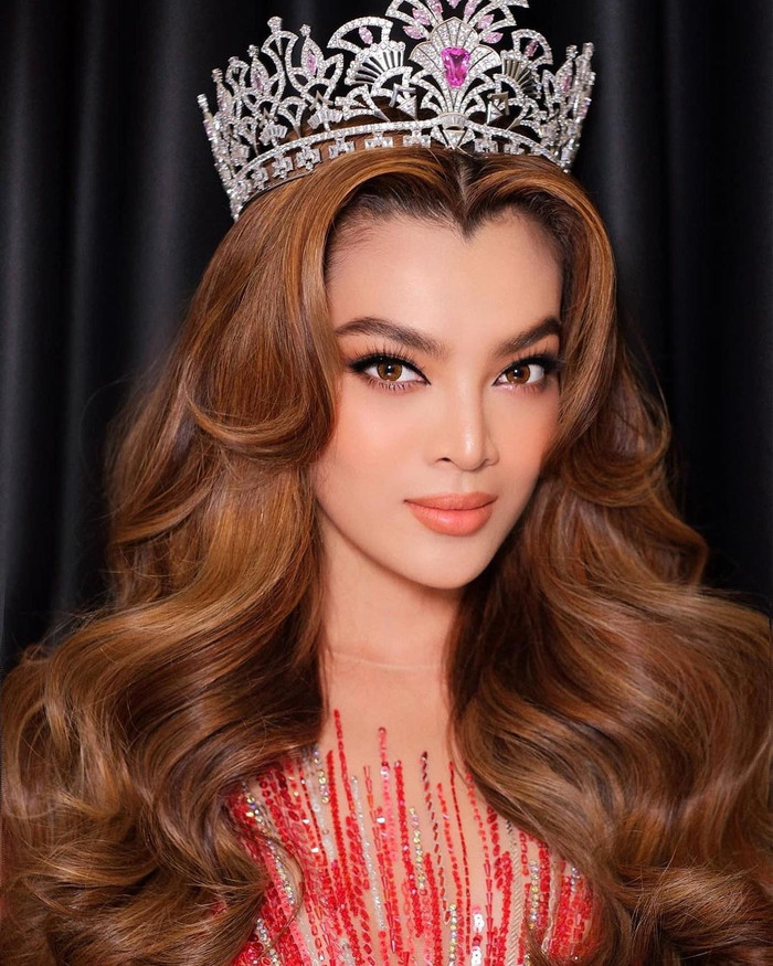 Thiết kế trang phục dân tộc cho Trân Đài bị tố 'ăn cắp': Thí sinh trộm bản vẽ từ Miss Universe Vietnam? Ảnh 1