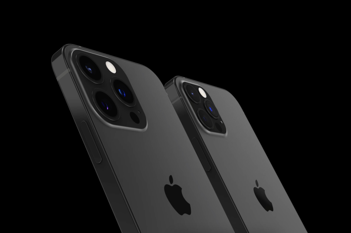 iPhone 13 Pro có camera sau và mặt lưng sau giống hệt với người tiền nhiệm iPhone 12 Pro. (Ảnh: 9TechEleven x Ian Zelbo)