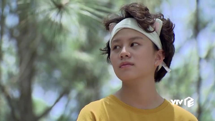 Không còn mạnh mẽ như trong 'Về nhà đi con', Bảo Hân được khán giả thương ngay từ tập 1 'Hãy nói lời yêu' Ảnh 4