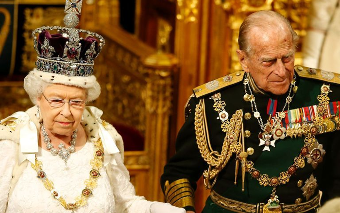 Kết hôn với Nữ hoàng hơn 70 năm, vì sao cố Hoàng thân Philip không được phong Vua? Ảnh 2