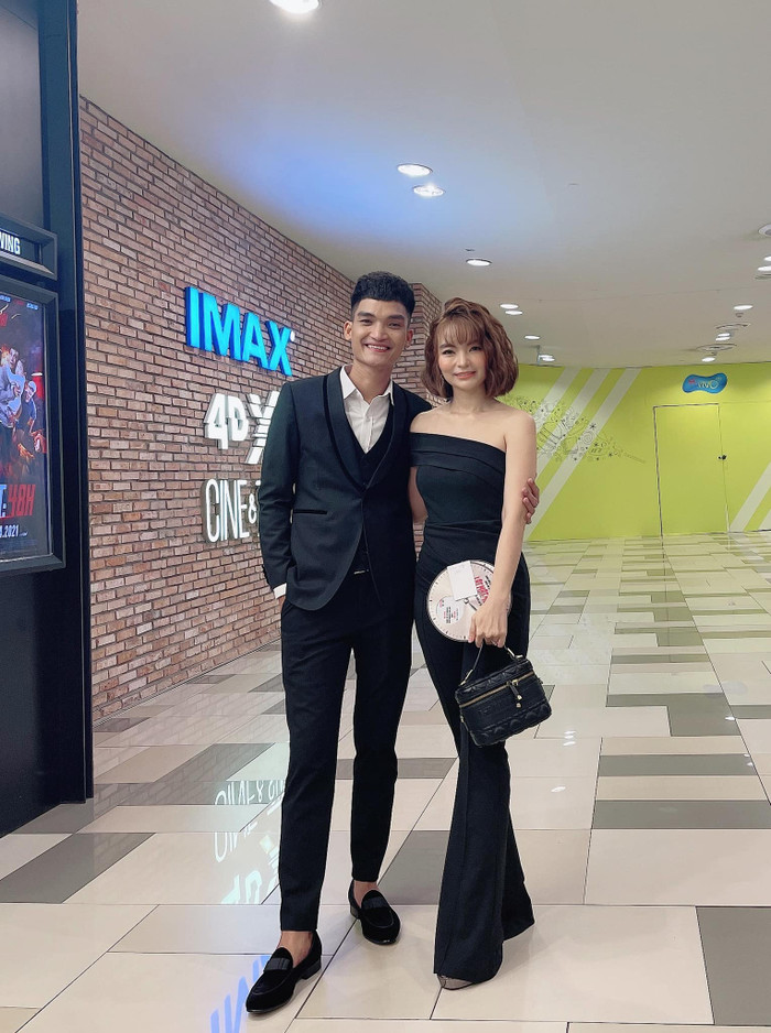 Vóc dáng thon gọn của vợ Mạc Văn Khoa hậu sinh con khiến nhiều người ngỡ ngàng