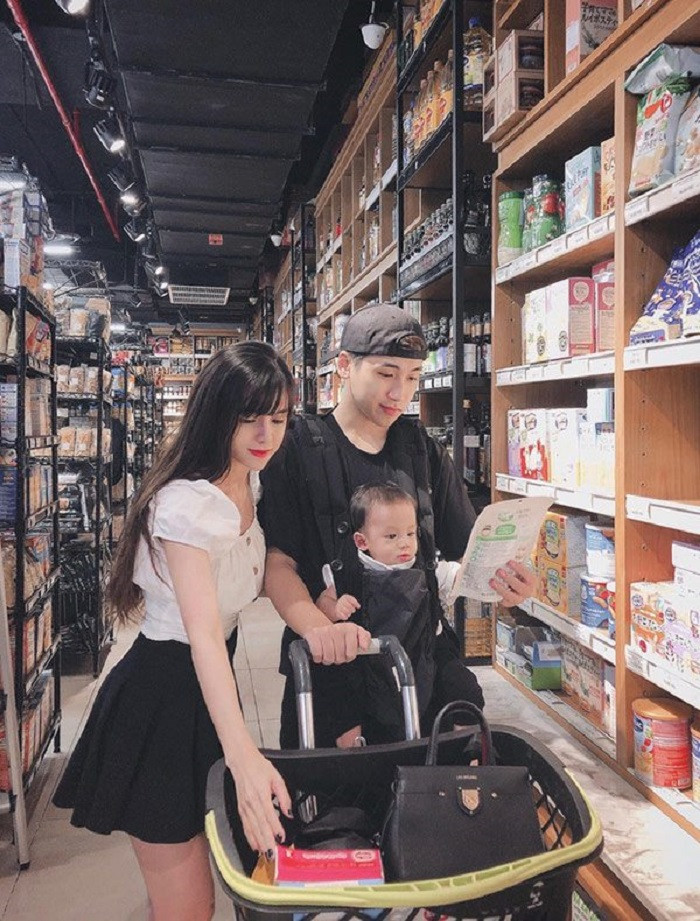 Hậu kết hôn, vợ Huy Cung vướng phải không ít ồn ào
