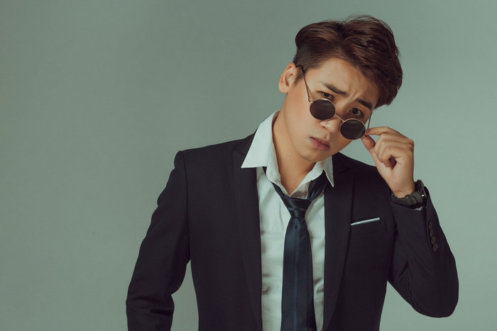 Giữa ồn ào hậu ly hôn, Huy Cung bất ngờ bị dân mạng đào lại một vlog được đăng tải cách đây khá lâu