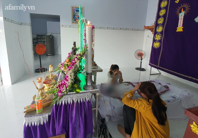 Không khí tang thương bao trùm căn nhà nằm sâu trong con hẻm. Ảnh: Pháp luật & Bạn đọc