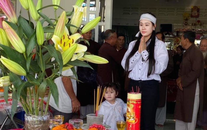 Linh Lan bức xúc nhắc tới vợ cũ Vân Quang Long: 'Yêu cầu Ái Vân không cử thêm bất cứ người nào tới nữa' Ảnh 2