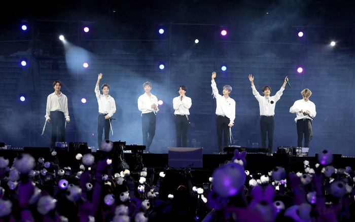 BTS thu hút 2,7 triệu người tham gia concert online: Đỉnh thế này ai đọ được? Ảnh 2
