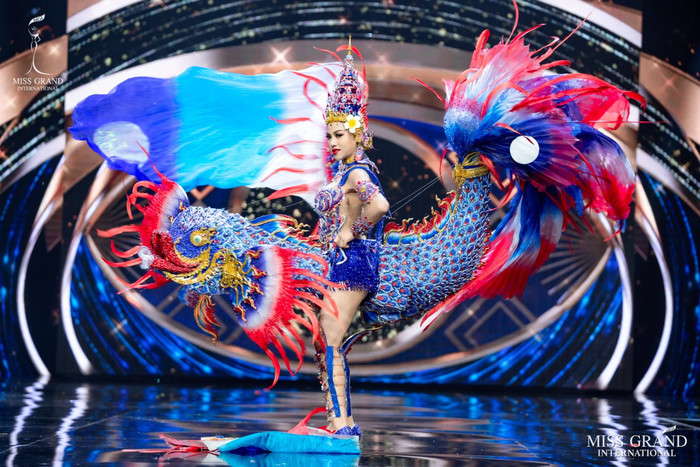 Trang phục dân tộc của Lào tại Miss Grand International 2020 bị tố đạo ý tưởng của Thái Lan.