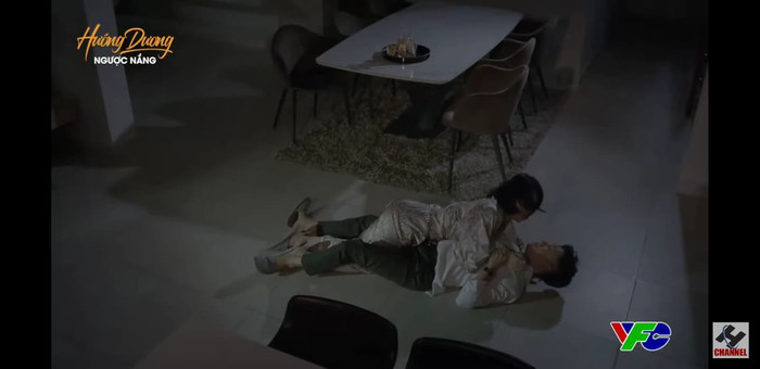 Tập 26 'Hướng dương ngược nắng': Việt Anh 'đột nhập' vào nhà vợ tương lai lúc nửa đêm Ảnh 12