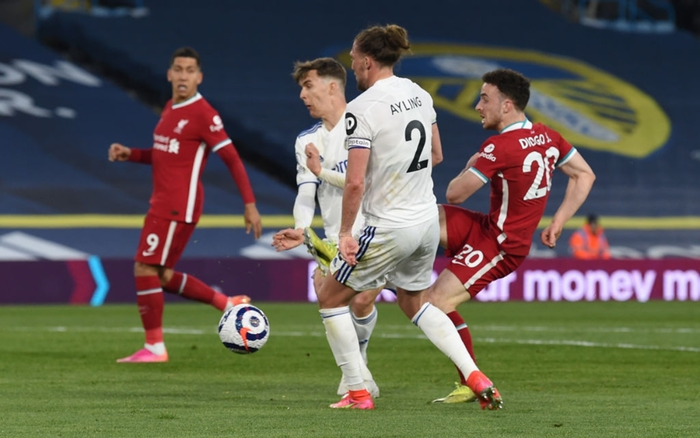 Liverpool lỡ cơ hội vào Top 4 sau trận hòa tiếc nuối trước Leeds United Ảnh 2