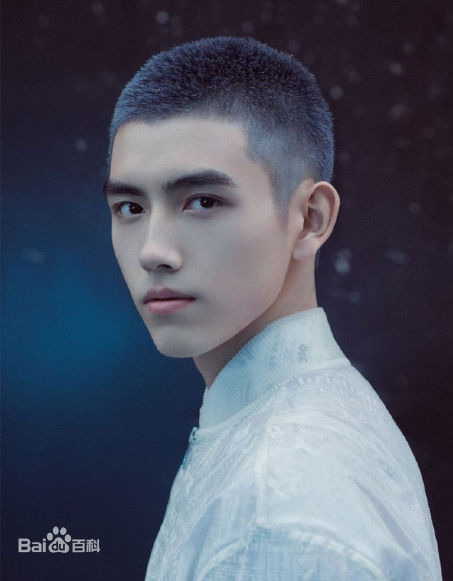 'Công chúa Huawei' chuẩn bị làm diễn viên, sánh đôi cùng 'thái tử làng giải trí' Trần Phi Vũ? Ảnh 6