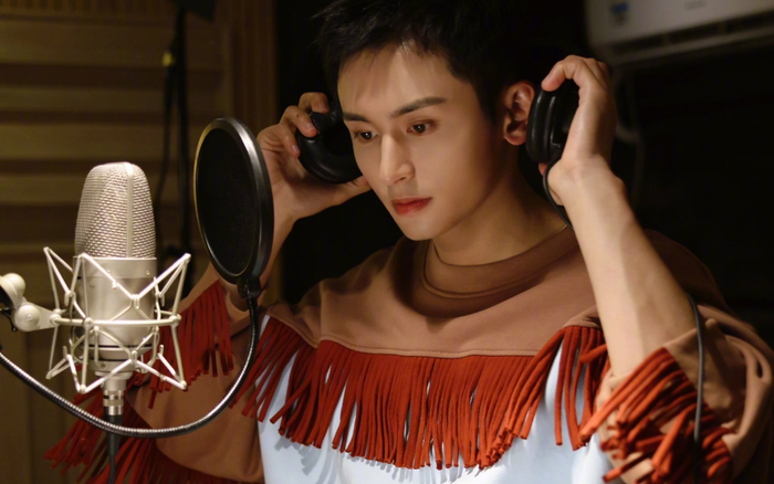 Mỹ nam 'Sơn hà lệnh' bất ngờ lên hot search vì vòng 3 siêu nóng bỏng Ảnh 2