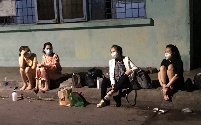 5 người phụ nữ thuê tàu nhập cảnh trái phép từ Campuchia vào Phú Quốc với giá hơn 1.000 USD Ảnh 2