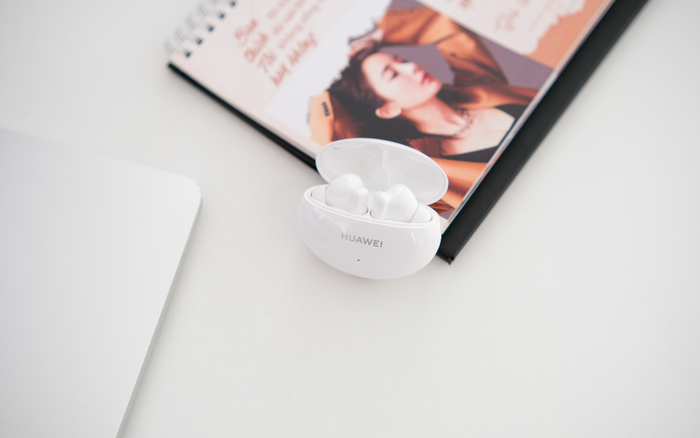 Trên tay tai nghe Huawei FreeBuds 4i: Thiết kế nhỏ gọn, chống ồn chủ động là điểm nhấn Ảnh 2