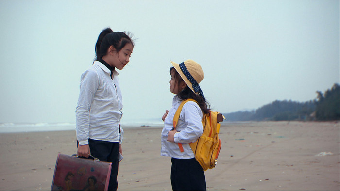 Tập 2 'Hương vị tình thân': Phương Nam bị mẹ nuôi bỏ rơi giữa chợ vì xô em ngã Ảnh 4