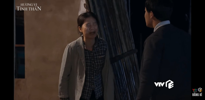 Tập 2 'Hương vị tình thân': Phương Nam bị mẹ nuôi bỏ rơi giữa chợ vì xô em ngã Ảnh 8