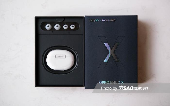 Trên tay tai nghe OPPO Enco X: Thiết kế ấn tượng, âm thanh Dynaudio, hỗ trợ chống ồn chủ động Ảnh 3