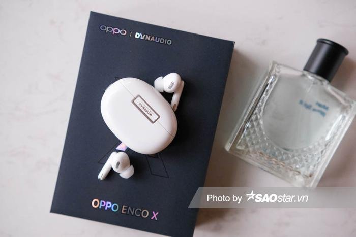 Trên tay tai nghe OPPO Enco X: Thiết kế ấn tượng, âm thanh Dynaudio, hỗ trợ chống ồn chủ động Ảnh 5