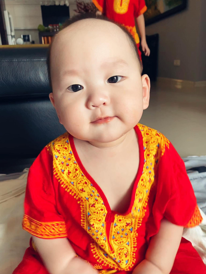 Khán giả gọi con trai thứ 2 của giọng ca Cần lắm là 'ông thánh hài tấu' quả thật không sai. 