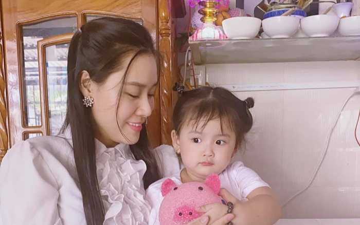 Linh Lan đáp trả cáo buộc về nhân thân: 'Anh Long còn nợ mẹ tôi 647 triệu' Ảnh 2