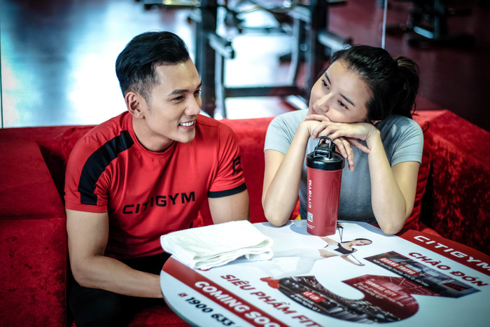 Rũ bỏ người chồng bội bạc trong 'Kiều', 'Hoạn Thư' Cao Thái Hà lao vào vòng tay tình trẻ Ảnh 3