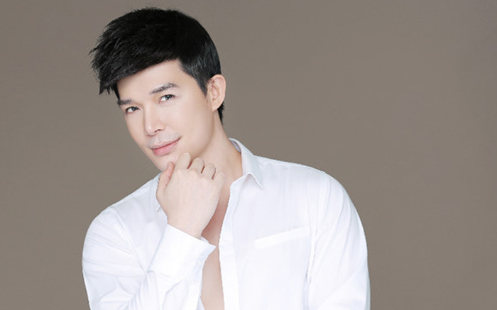 Lên án Ngọc Trinh chán chê, Nathan Lee lại bị bóc mẽ sống ảo trên chính trang cá nhân Ảnh 2