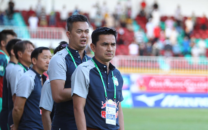 HAGL hút chết ở Cúp Quốc gia, HLV Kiatisak nói gì? Ảnh 2