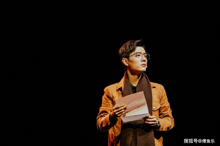 Một 'rừng hoa' của fan gửi trước nhà hát để chúc mừng Tiêu Chiến với vai diễn thành công rực rỡ Ảnh 19