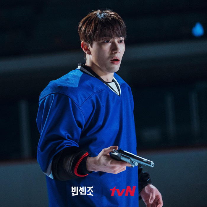 Lí giải những yếu tố tạo nên thành công cho 'bom tấn' truyền hình 2021 'Vincenzo' Ảnh 15