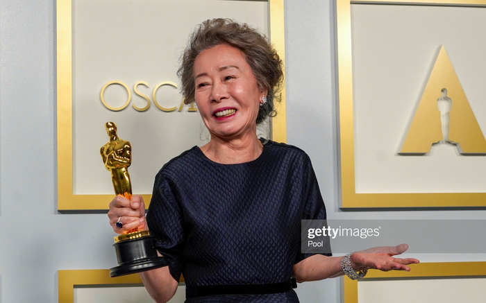 Youn Yuh Jung của 'Minari' trở thành nữ diễn viên châu Á thứ hai thắng giải Oscar Ảnh 2