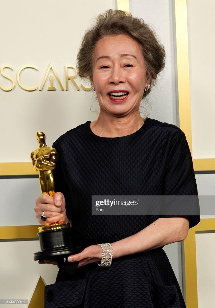 Youn Yuh Jung của 'Minari' trở thành nữ diễn viên châu Á thứ hai thắng giải Oscar Ảnh 4