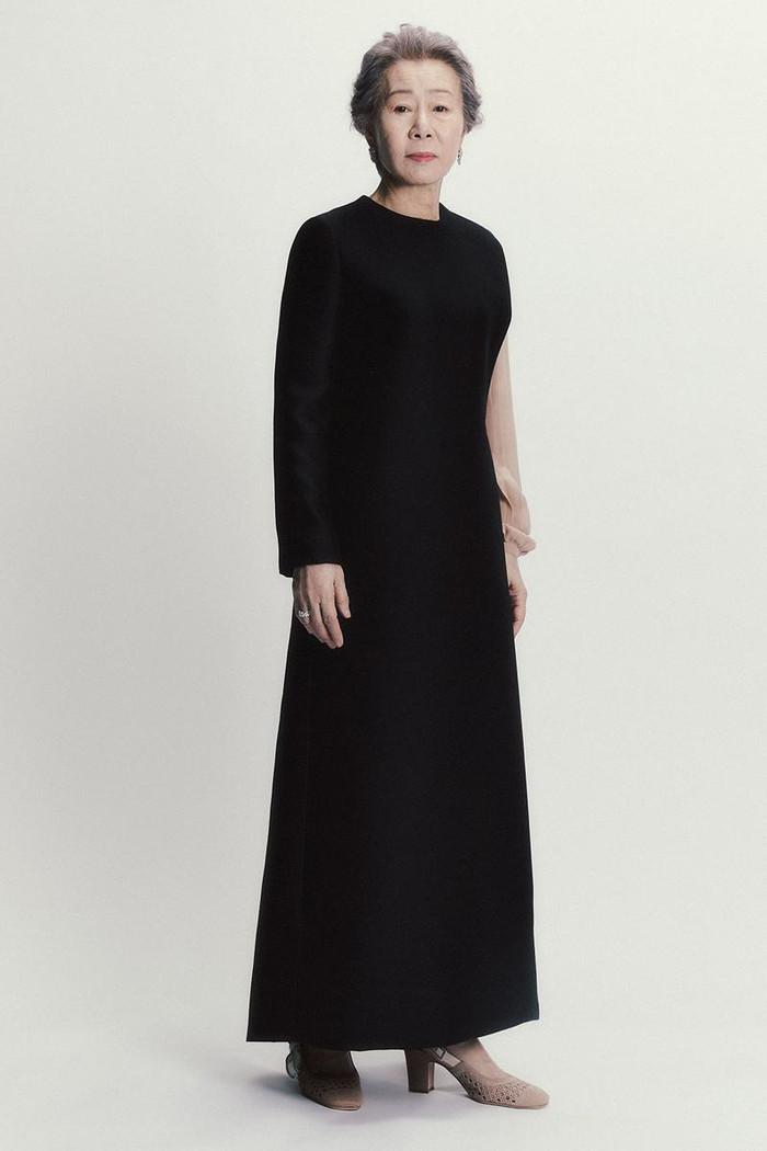 Bộ váy Dior Haute Couture do chính nhãn hàng Pháp thiết kế theo số đo của bà 