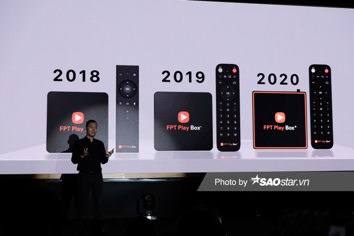 So với các thiết bị tiền nhiệm, FPT Play Box S có thiết kế khá nổi bật và thời trang hơn. Đặc biệt, sản phẩm này không cần điều khiển vật lý đi kèm.