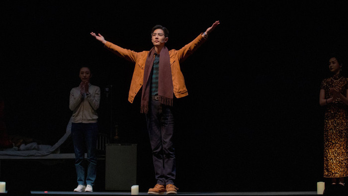 Fan Tiêu Chiến khiến người khác 'gai mắt' vì biển hoa quá lớn và bắt mắt Ảnh 9