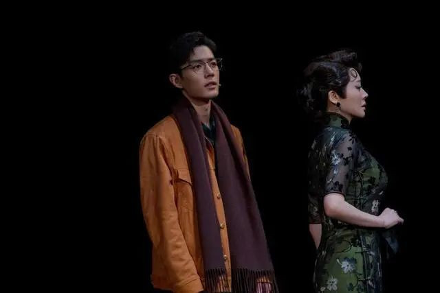 Vở kịch nói đầu tiên của Tiêu Chiến tạo nên cơn sốt mạnh mẽ trên toàn cầu Ảnh 13