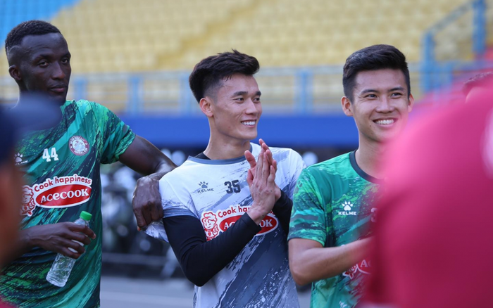 Bùi Tiến Dũng nói gì sau trận đấu ra mắt tại V-League 2021? Ảnh 2