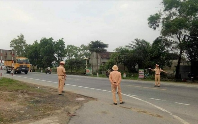 Truy tìm ô tô gây tai nạn khiến cụ ông 90 tuổi tử vong Ảnh 2