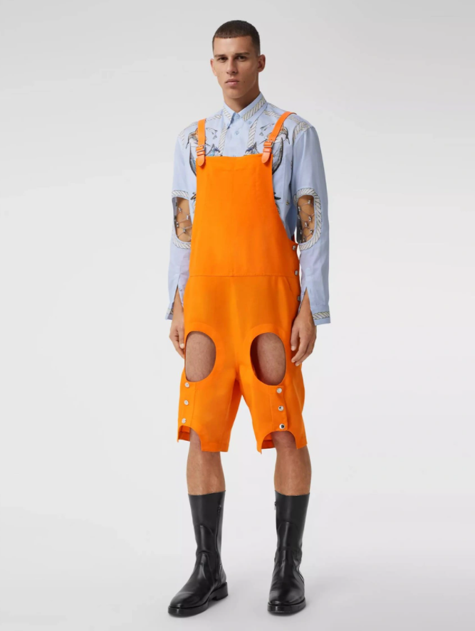 Burberry tung mẫu áo khoét ngực, khoét bụng phản cảm Ảnh 5