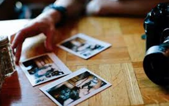 2 nữ sinh lớp 7 'cầu cứu' Phó hiệu trưởng vì bị kẻ xấu dọa tung ảnh 'nóng' Ảnh 2