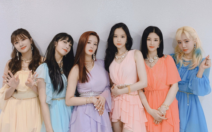 Nhóm nhạc Apink 10 năm tuổi