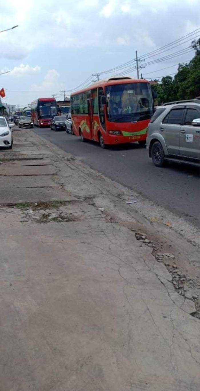 Đường về miền Tây ùn tắc nghiêm trọng: 'Hơn 24h giờ vật vã tôi mới về được tới nhà' Ảnh 3