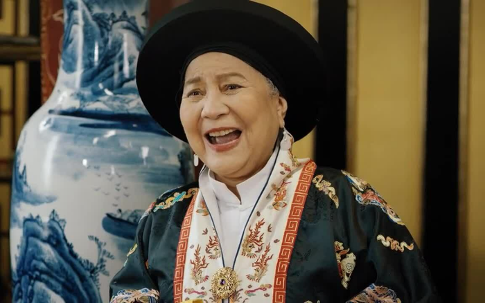 NSƯT Lê Thiện gặp tai nạn té ngã, bị nứt xương sống phải nhập viện Ảnh 2