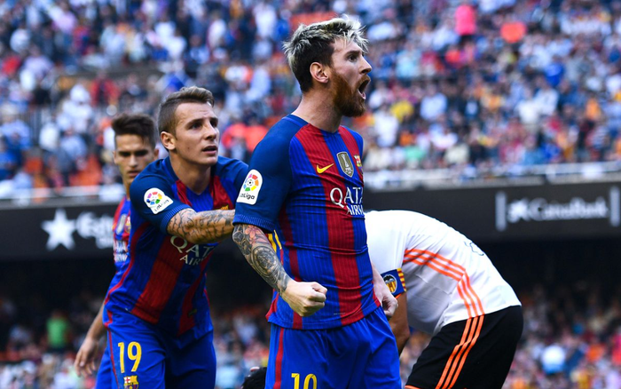 Messi cứu rỗi Barca trong cơn mưa bàn thắng tại Mestalla Ảnh 2